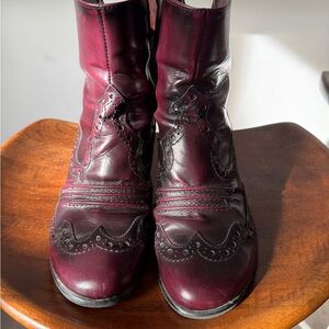 Jose Saenz - Elegant Maroon/Cordovan Wingtip Ankle Booties